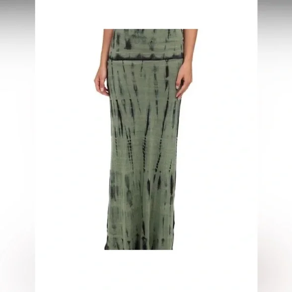 Billabong Tie-Dye Maxi Skirt in Mauve - Picture 9 of 11